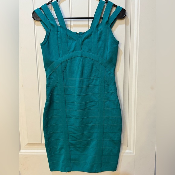 Guess Body con/ Bandage Dress - Emerald Green - Picture 1 of 6